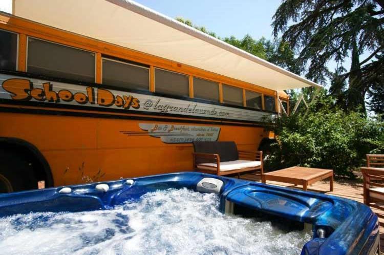 لو لوك Bed And Breakfast La Grande Lauzade الغرفة الصورة