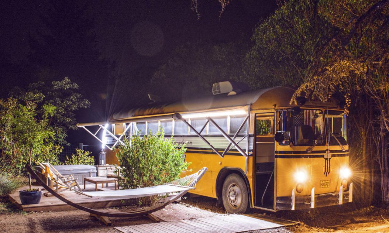 لو لوك Bed And Breakfast La Grande Lauzade المظهر الخارجي الصورة